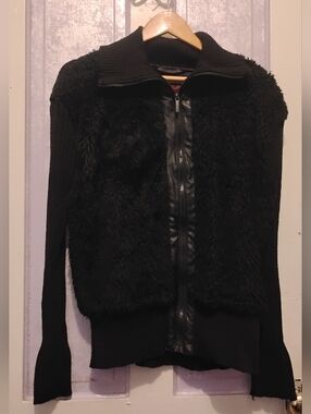 3X Yoki Black Faux-Fur Sweater Jacket/Front Zip Jacket